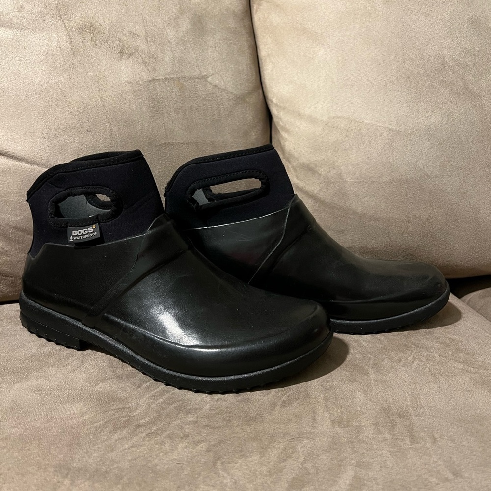 Bogs Women's Waterproof Ankle Boots - Black